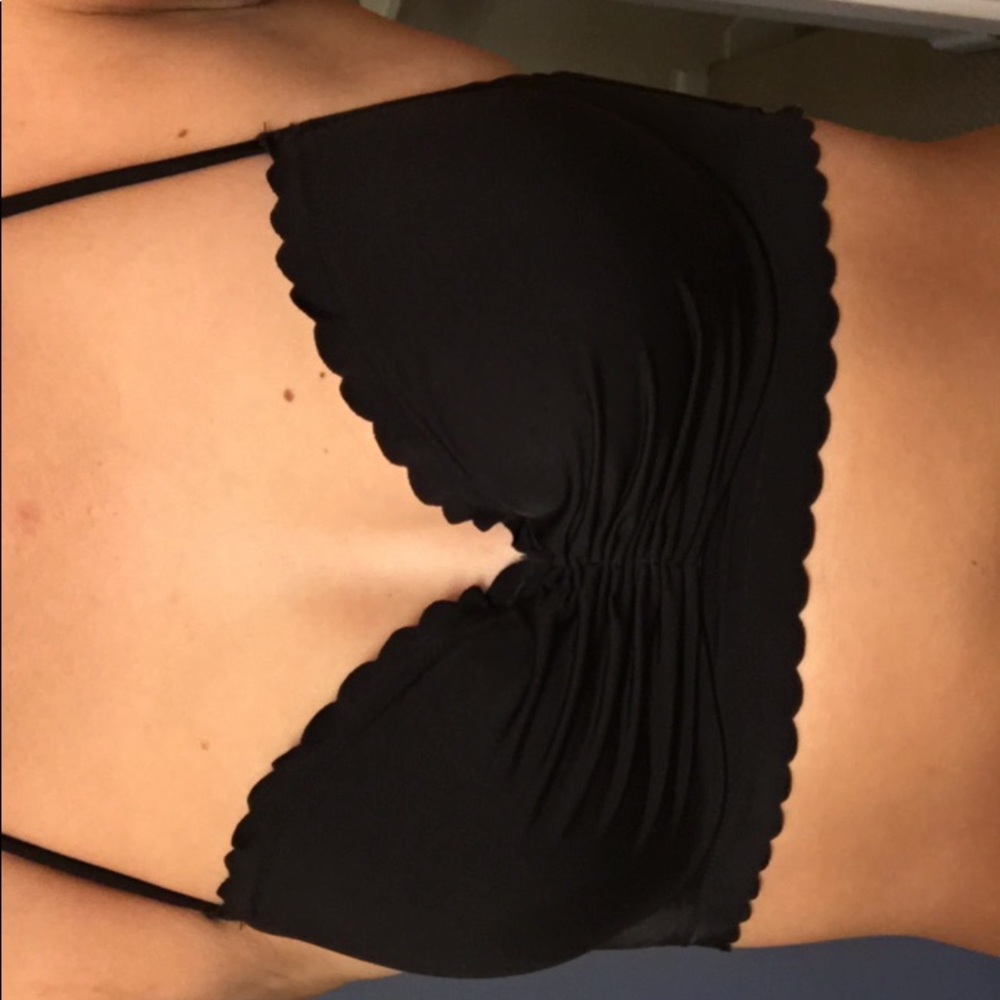 Black scalloped bikini top